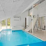 Stunning In With Sauna Norre Nebel