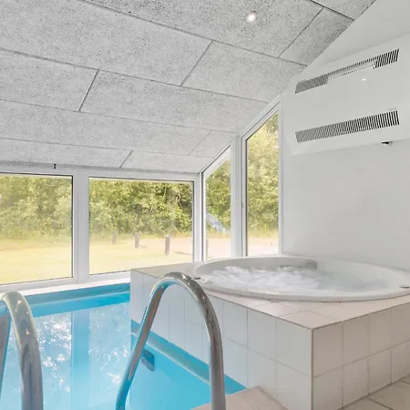 Hébergement de vacances Stunning In With Sauna *