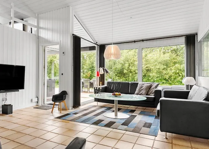 Holiday home Stunning In With Sauna Norre Nebel