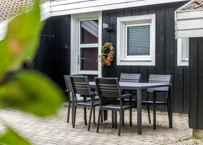 Stunning In With Sauna Norre Nebel