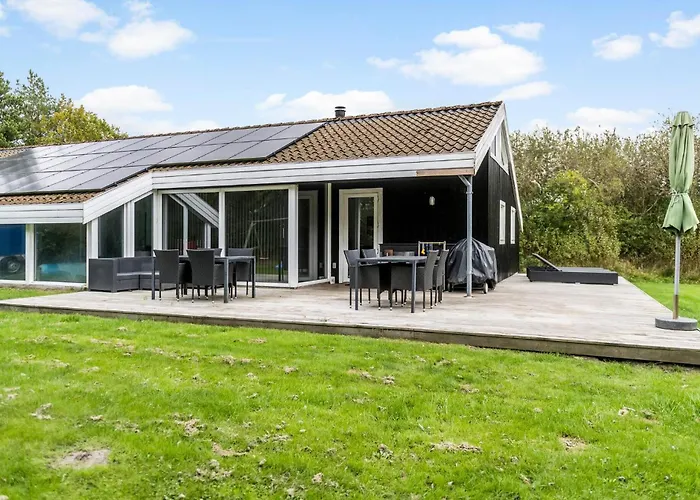 Stunning In With Sauna Norre Nebel